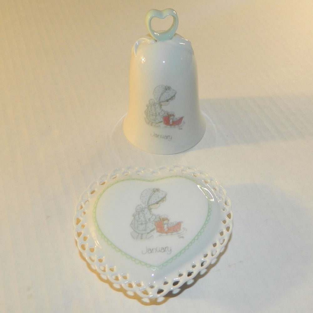 Precious Moments January Bell Trinket Box Set Vintage White Porcelain Lace Heart